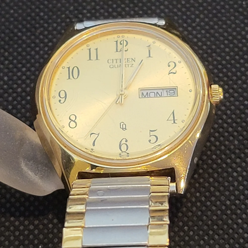 Men Citizen Quartz CQ Water Resistant Analog 36mm Dial Causal Round Watch
